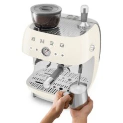 Smeg 50's Style Handmatige Espressomachine 2,4 Liter Crème -Koffie Thee Winkel egf03creu 4 1