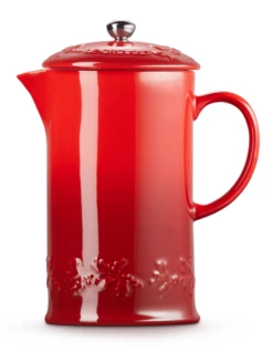 Le Creuset Holly Collectie Cafetière 800 Ml Aardewerk Kersrood